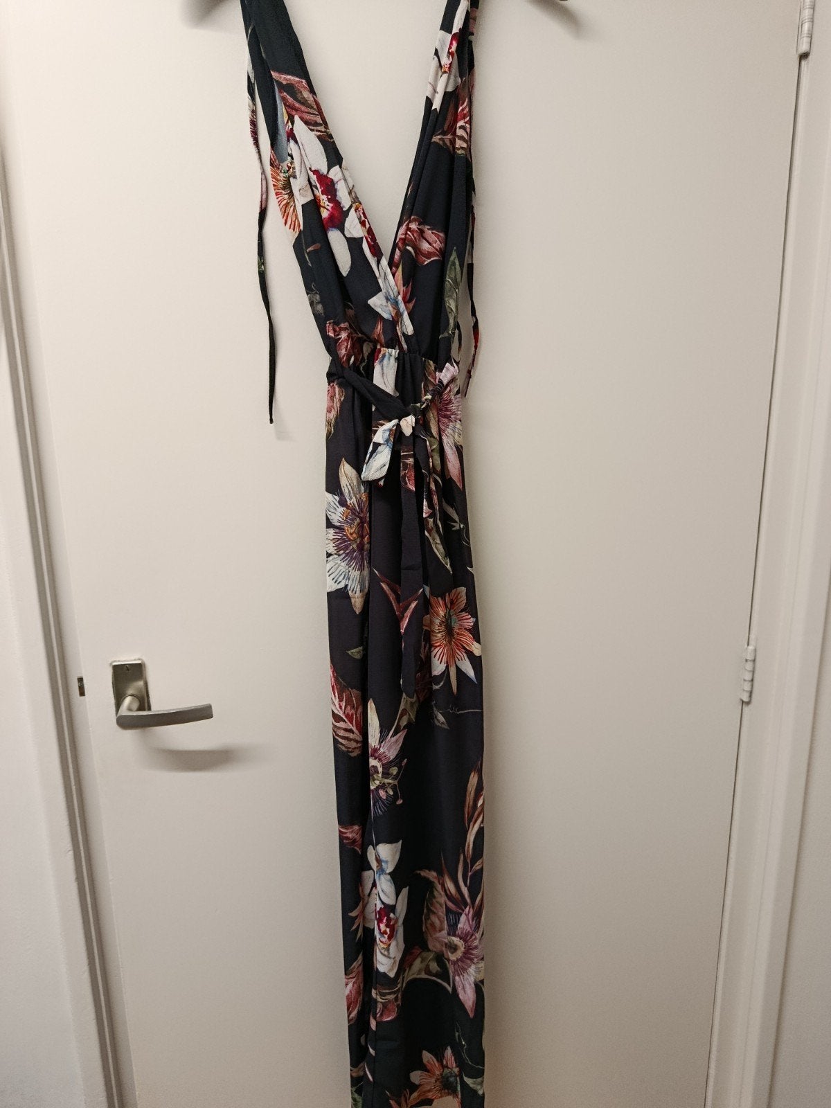 gebloemde jumpsuit one size zgan, Kleding | Dames, Jumpsuits, Ophalen of Verzenden, Zo goed als nieuw, Maat 38/40 (M)