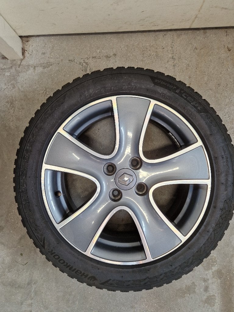 Originele 16 inch Renault winterset (Hankook banden), Auto-onderdelen, Ophalen, Gebruikt, 16 inch, Banden en Velgen