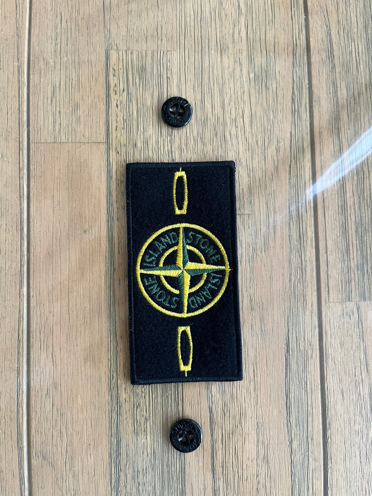 Stone island logo/badge, Ophalen of Verzenden, Zo goed als nieuw