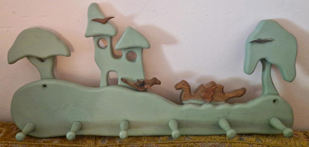 Vrije School kapstok hout sprookje kasteel draak kinderkamer, Huis en Inrichting, Verzenden, Hout, Wandkapstok, Minder dan 100 cm