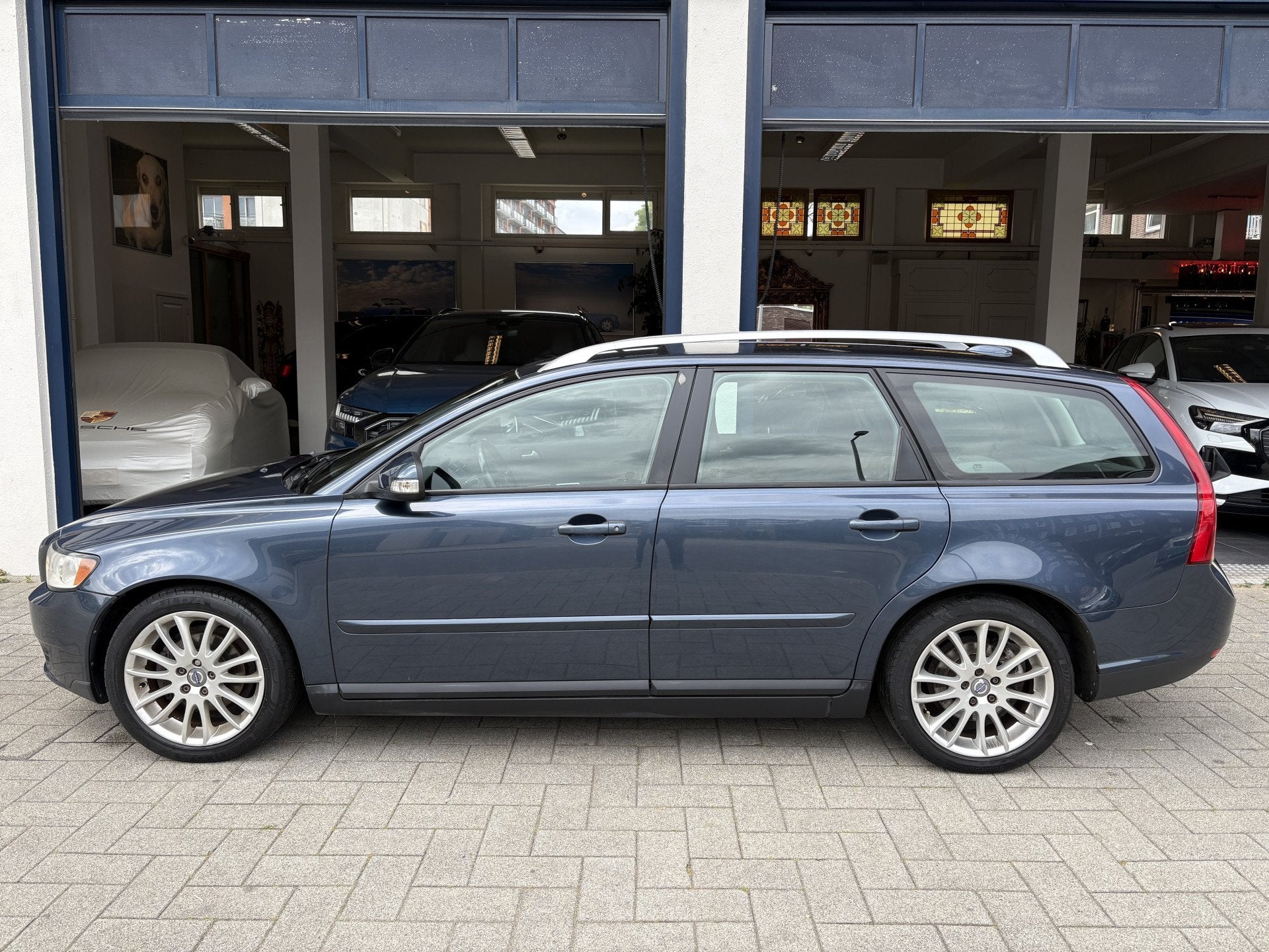 Volvo V50 1.6D S/S (bj 2010), Voorwielaandrijving, Gebruikt, 4 cilinders, Blauw