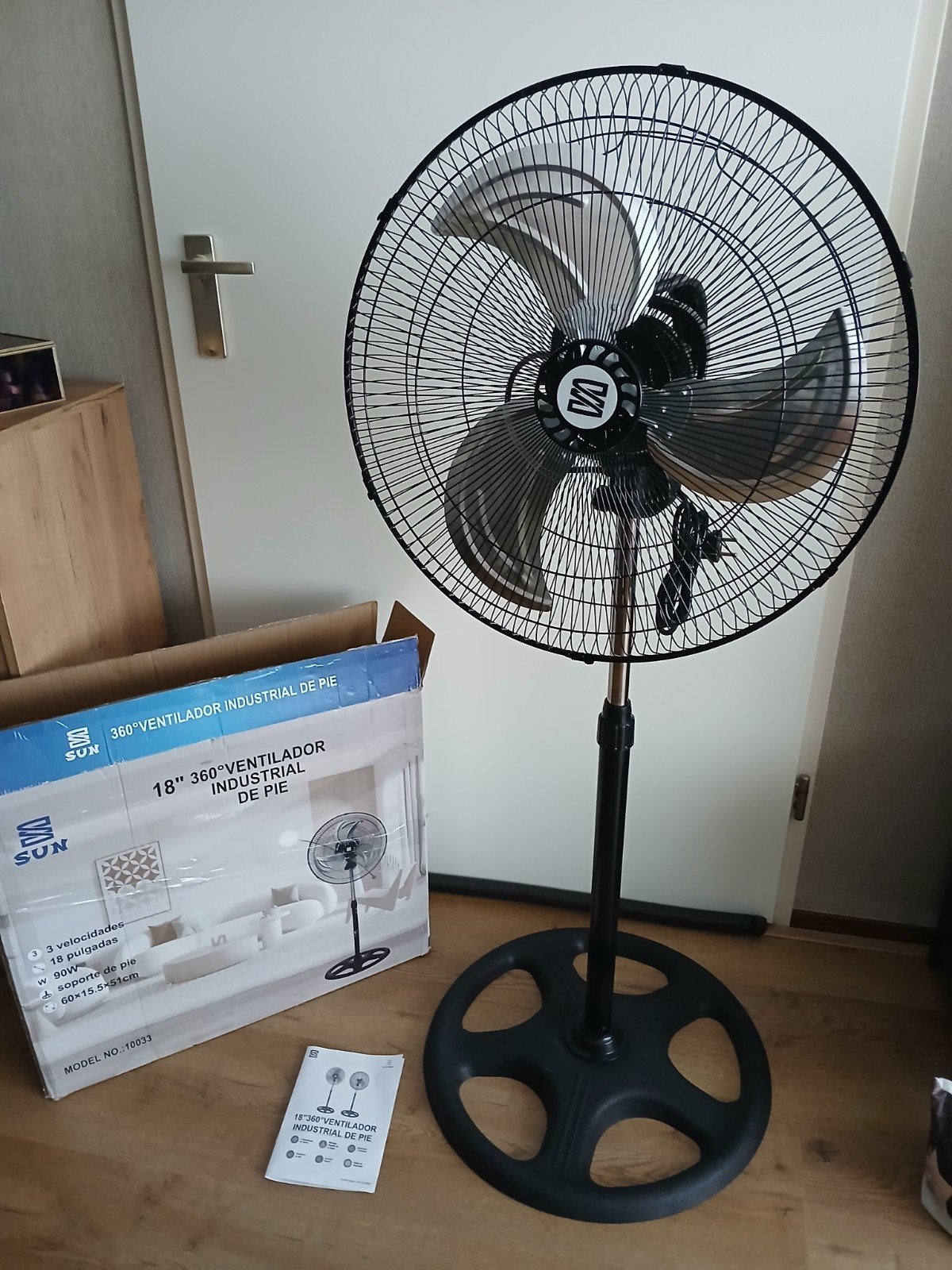 ventilator 90 watt, Witgoed en Apparatuur, Ventilatoren, Ophalen of Verzenden, Nieuw, Statiefventilator