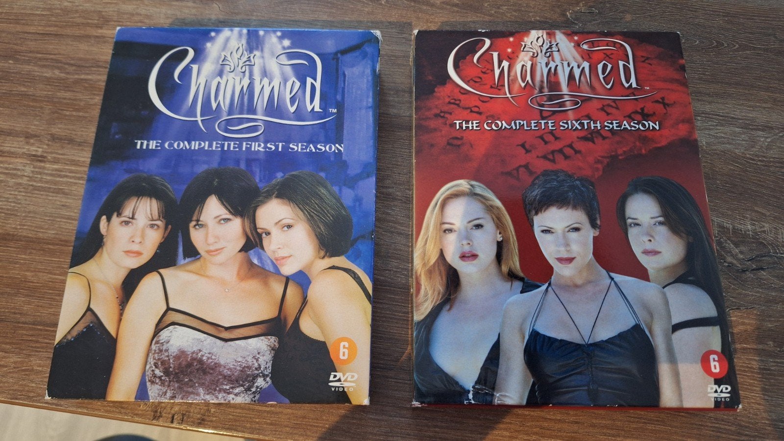 Charmed dvd seizoen 1 & 6, Engels, Science Fiction en Fantasy, Ophalen of Verzenden, Zo goed als nieuw