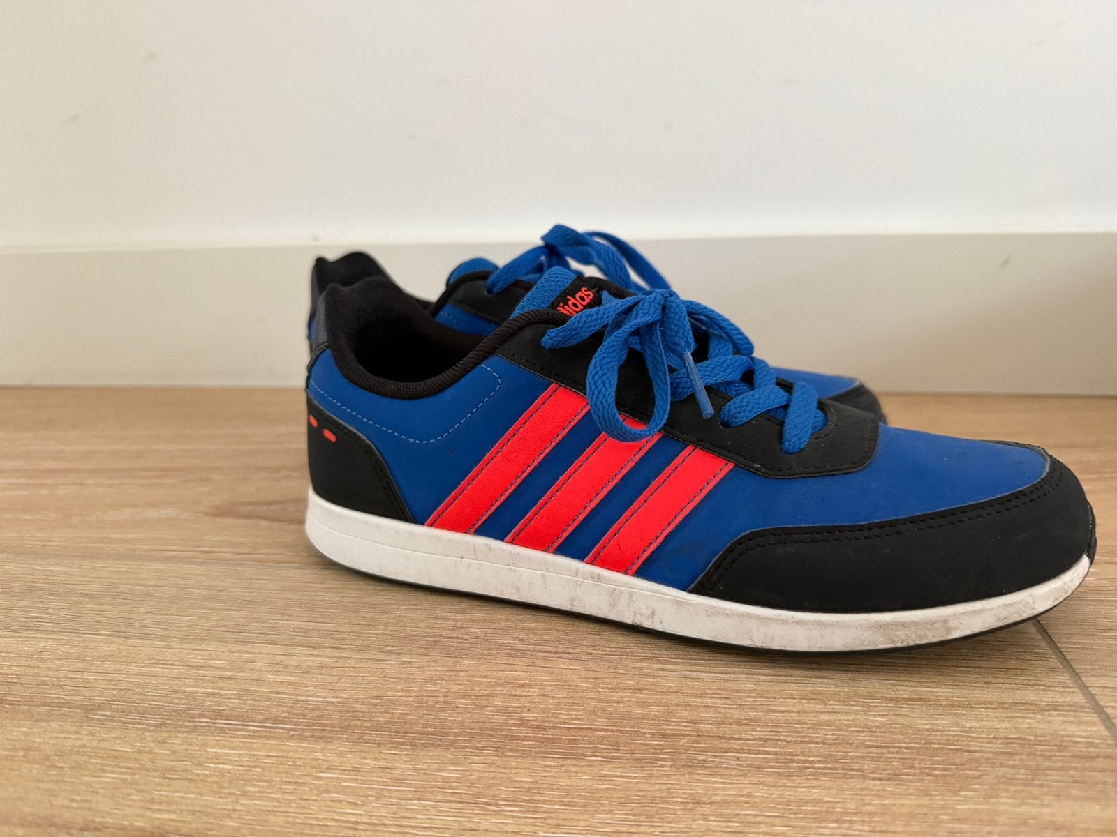 Schoenen adidas maat 38, Ophalen of Verzenden, Zo goed als nieuw, Zwart, Sneakers of Gympen