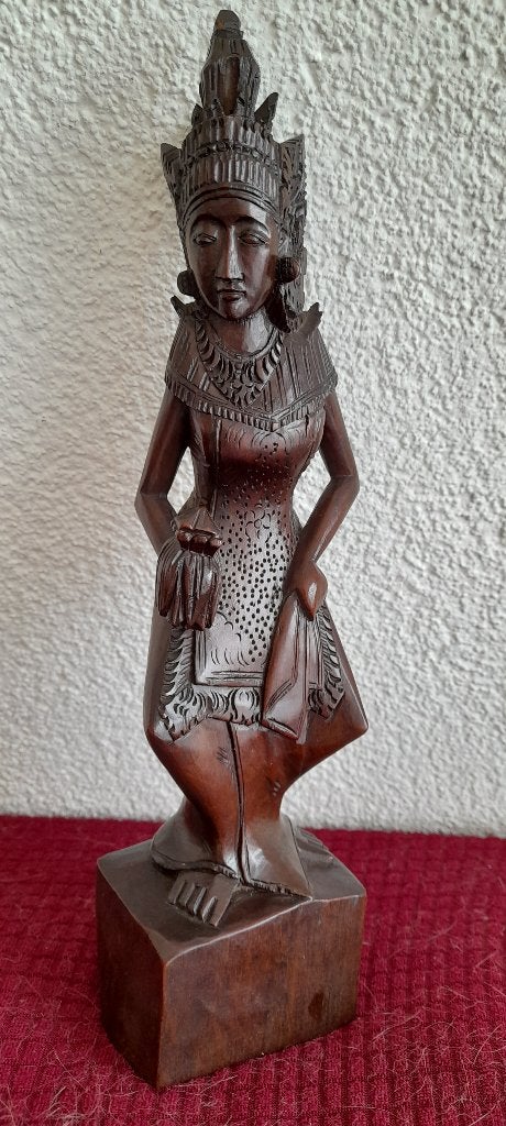Handgesneden houten Balinese danseres beeld, Verzenden, 20 - 50 cm, Beeld, Hout