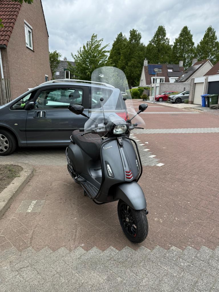 Vespa Sprint S / 8800km / 2018, Ophalen, Maximaal 45 km/u, Vespa S, Zo goed als nieuw