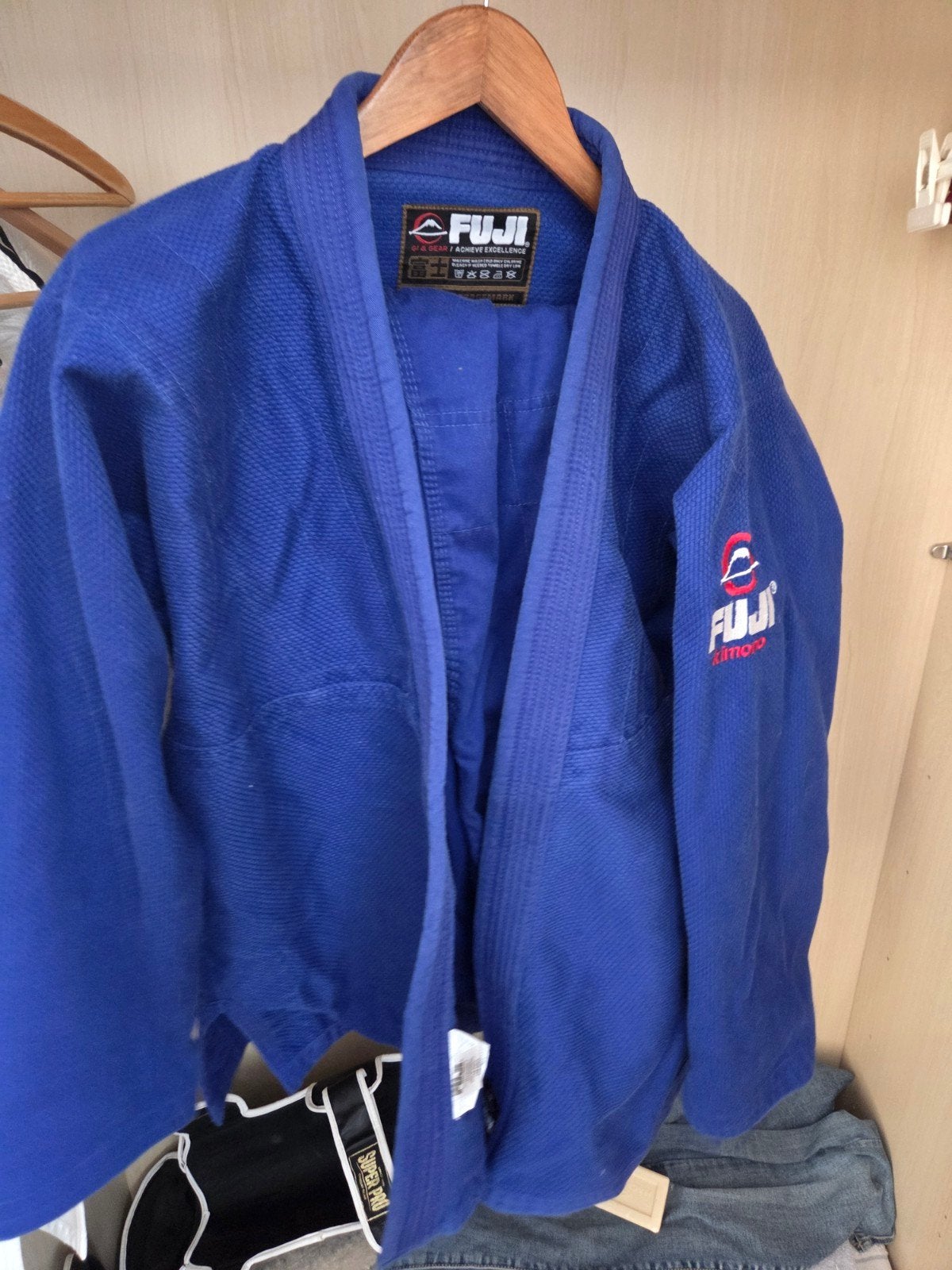 Fuji BJJ Pak - Blauw, Ophalen