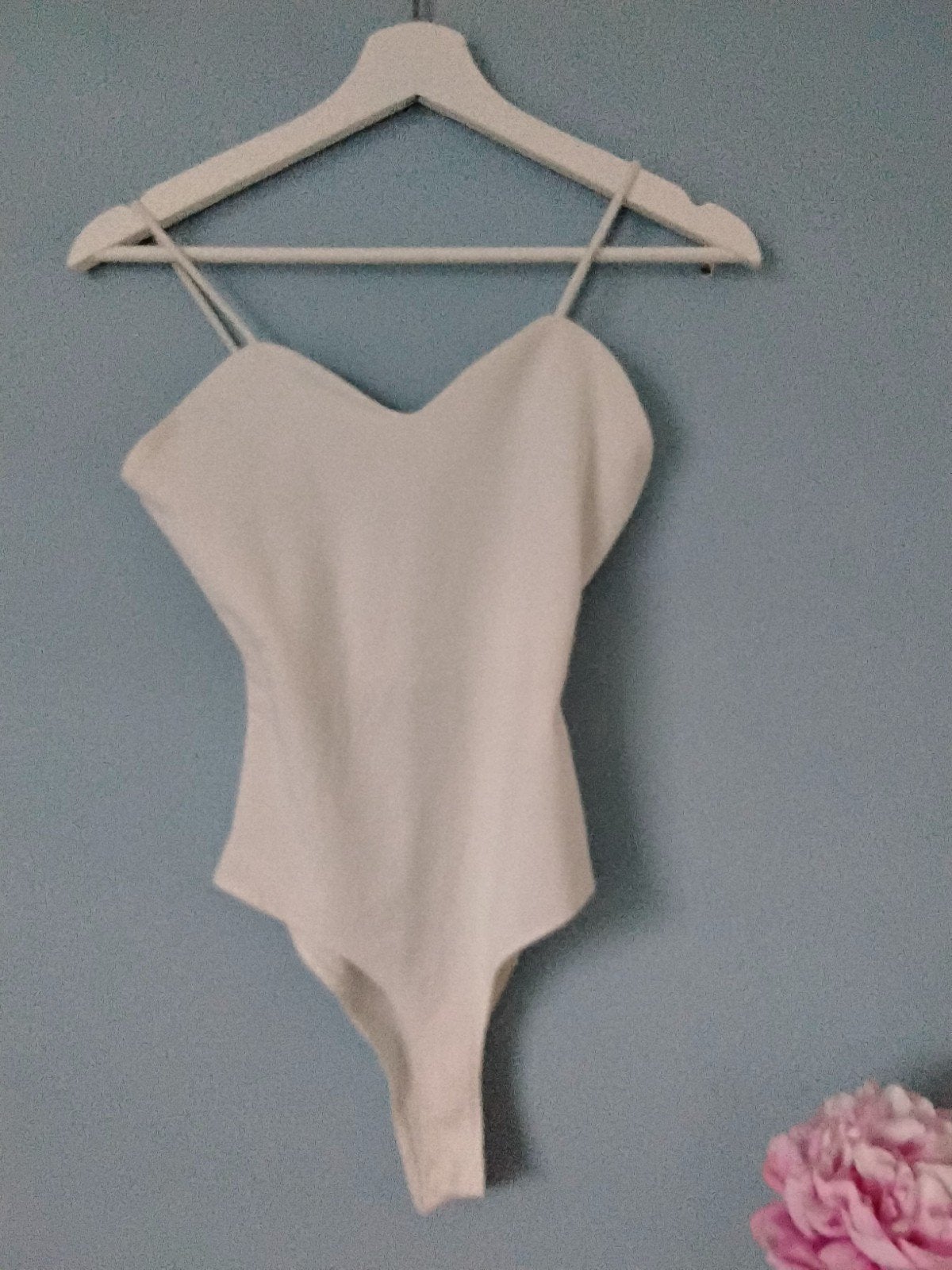 Nieuwe witte body met spaghettibandjes - Maat XS, Kleding | Dames, Tops, Verzenden, Wit, Nieuw, Zonder mouw