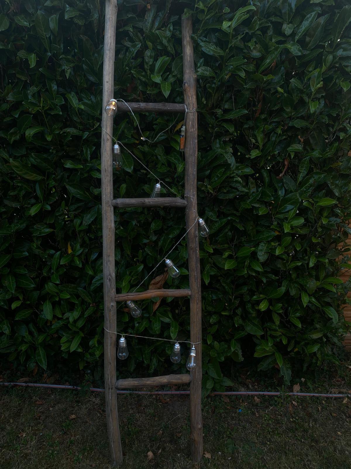 Decoratie lader, Ophalen, Zo goed als nieuw, Ladder, Minder dan 2 meter
