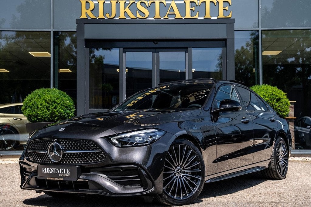 Mercedes C300e Business Solution AMG|PANO|BURMESTER|MEMORY, Auto's, Mercedes-Benz, Automaat, Euro 6, Hybride Elektrisch/Benzine