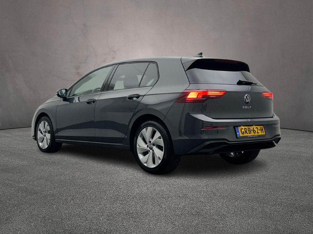 Volkswagen Golf Life Edition 1.5 TSI 115pk Adaptive cruise c, Voorwielaandrijving, Stof, 4 cilinders, 116 pk