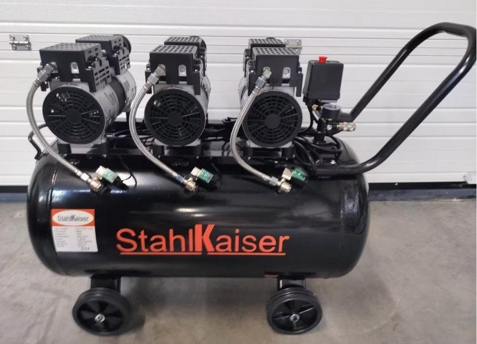 Stahlkaiser stille Olievrije Compressor 100 L 8 Bar .Nieuw!!, Doe-het-zelf en Verbouw, Compressors, Ophalen, Nieuw, 400 tot 800 liter/min