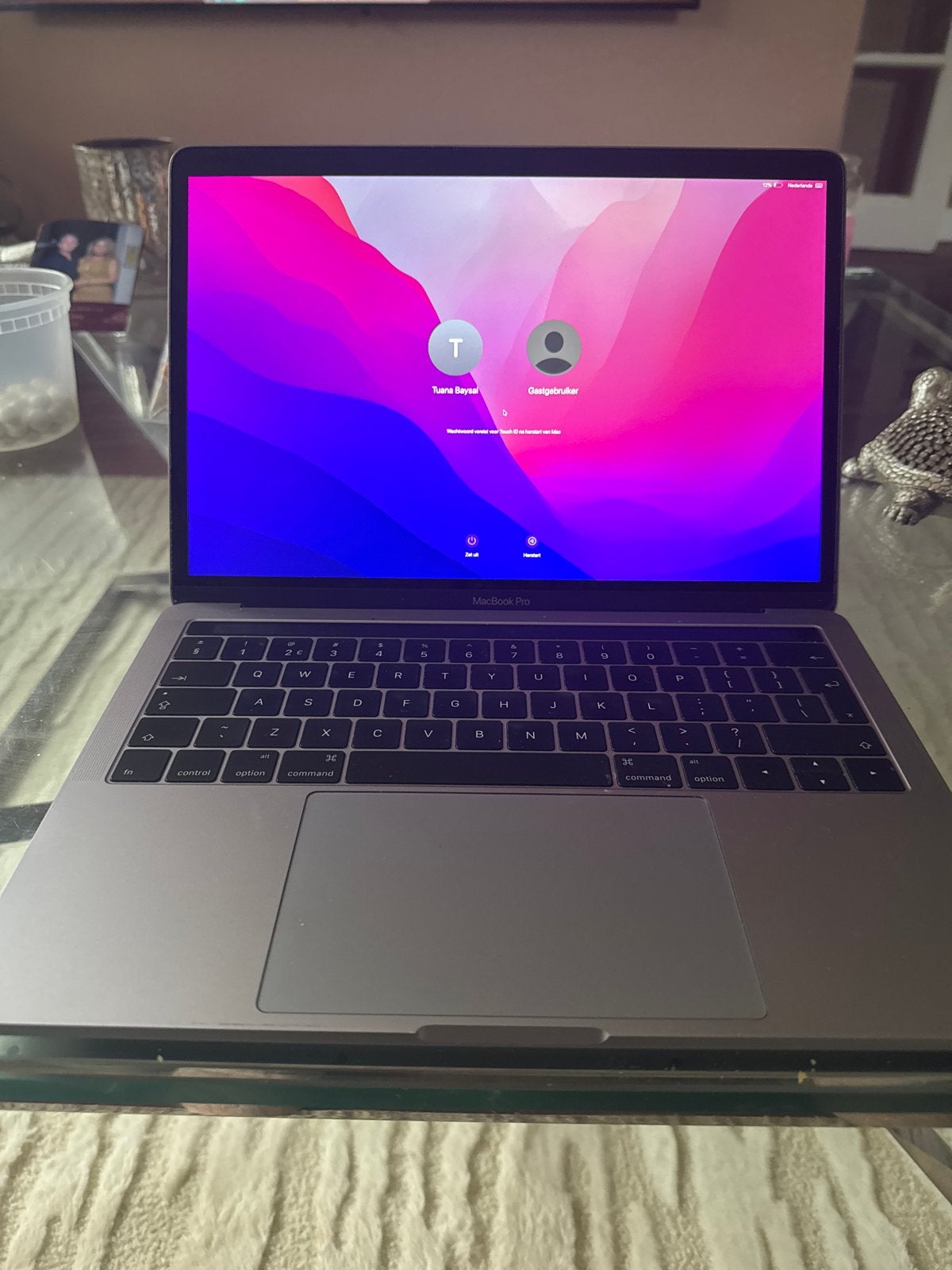 MacBook Pro 13 inch - Zo goed als nieuw, MacBook Pro, 256 GB, 2 tot 3 Ghz, Qwerty