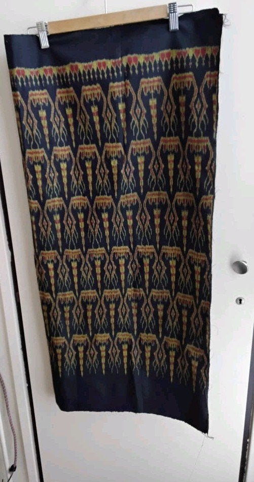 Changeant zijde met ingeweven ikatmotief - donkerblauw/groen, Meerkleurig, Nieuw, Ophalen of Verzenden, 30 tot 120 cm