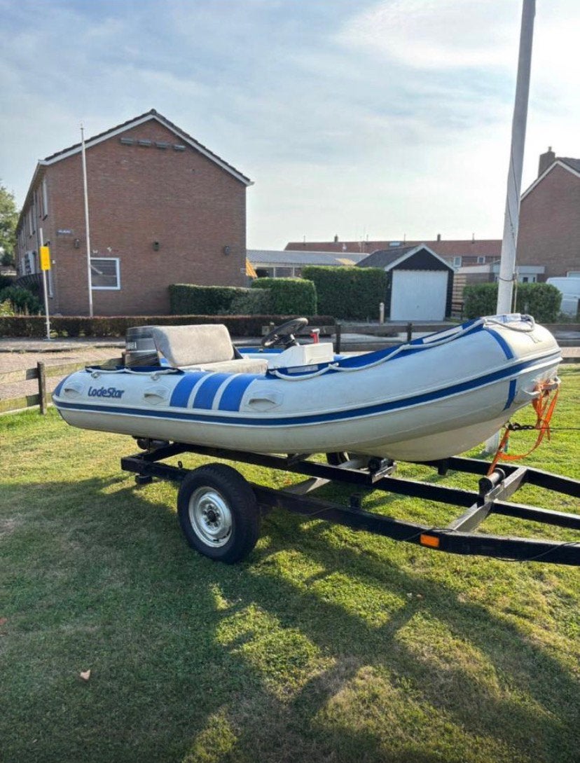 Lodestar RIB 3,60 m – polyester V-bodem – stuurconsole