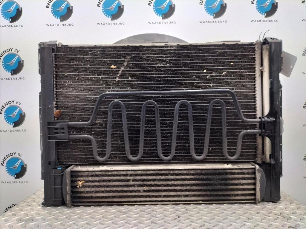 BMW 3 SERIES 330d Executive  KOELERPAKKET 2010, Ophalen of Verzenden, Gebruikt, Stiba lid