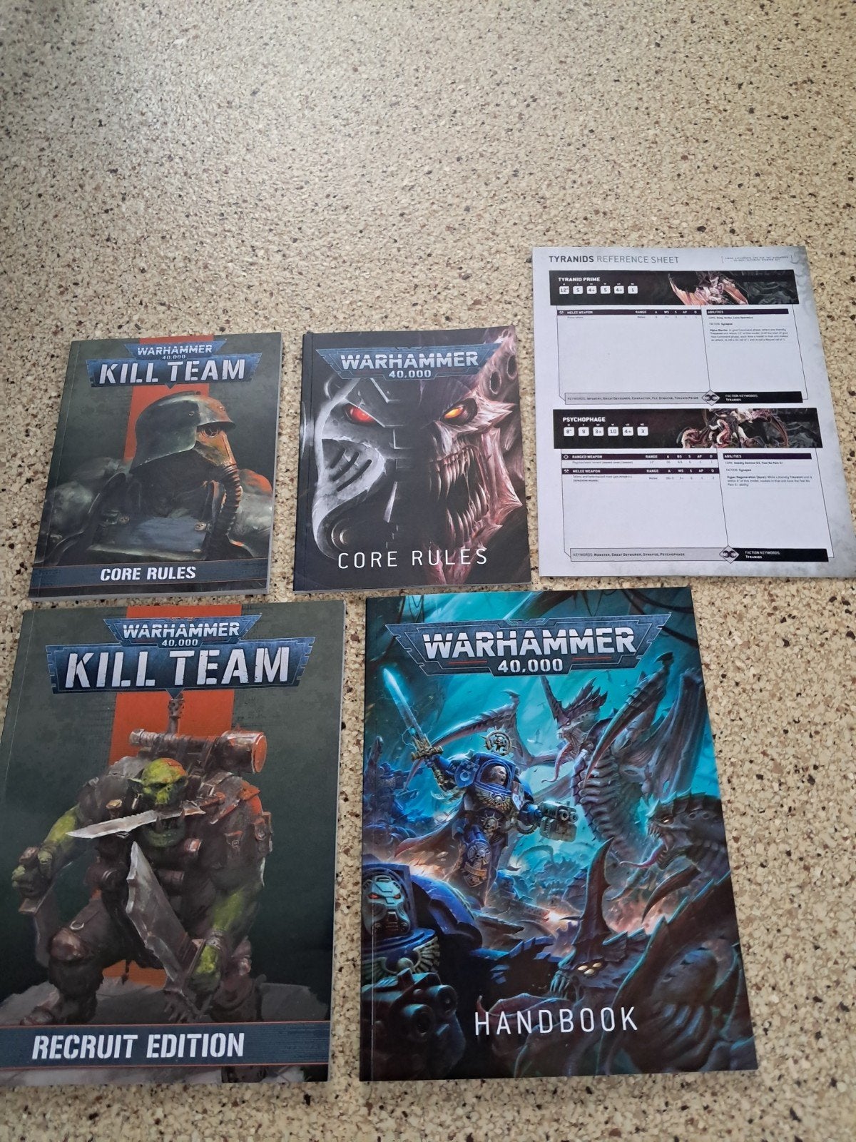 Warhammer 40k/kill team boeken, Ophalen of Verzenden, Zo goed als nieuw, Warhammer, Boek of Catalogus