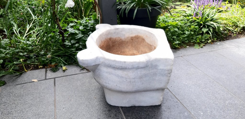 Grote, massieve ,marmeren waterbak ,wijwaterbak, doopvont ., Ophalen, Gebruikt, Meerkleurig, Natuurlijk materiaal