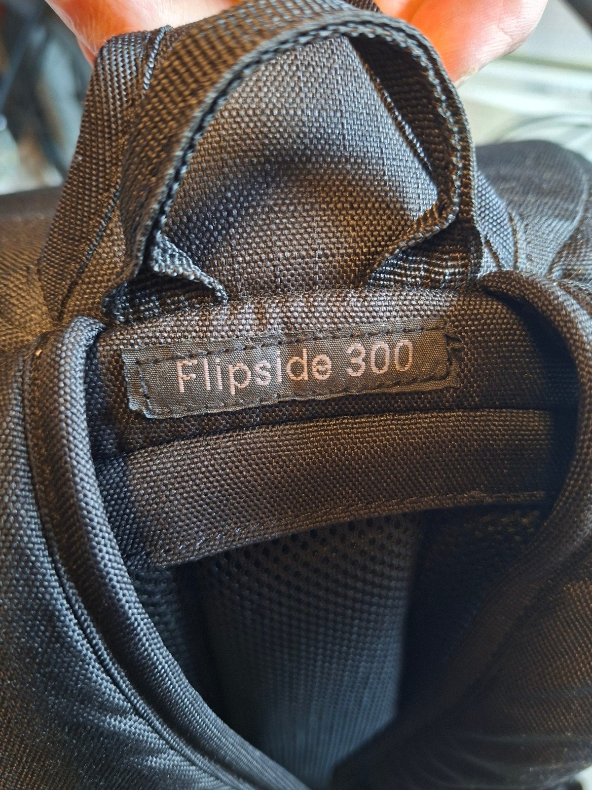 Lowepro Flipside 300 Cameratas - Zwart, Gebruikt, Gevoerd, Rugtas, Ophalen of Verzenden, Zwart