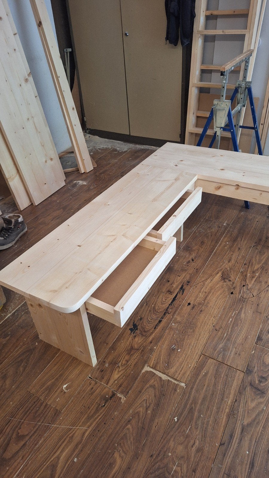 eettafel bank van terug gedroogd en geschaafd hout, Ophalen, Nieuw