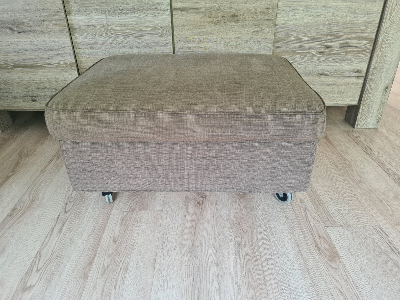kivik poef met wieltjes en opberg Ikea, Ophalen, Rond, 75 tot 100 cm