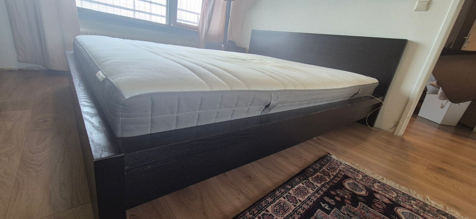 Ikea bed met matras 160x200 cm, Ophalen, Gebruikt, Bruin, Tweepersoons