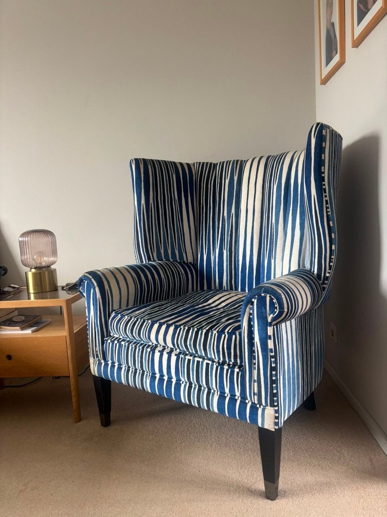 Heerlijke fauteuil blauw/wit, Ophalen, 75 tot 100 cm, Zo goed als nieuw, 75 tot 100 cm
