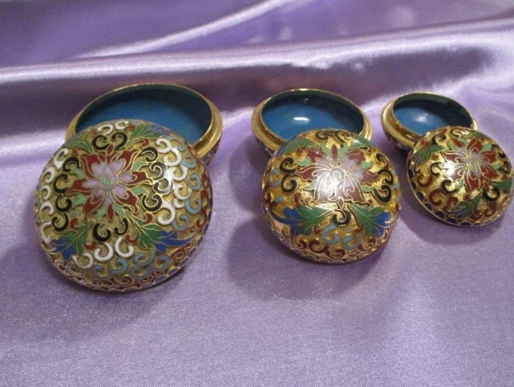 Vintage Cloisonné snuisterijdoosjes (passen in elkaar), Handgemaakt, Verzenden, Doos, Meerkleurig