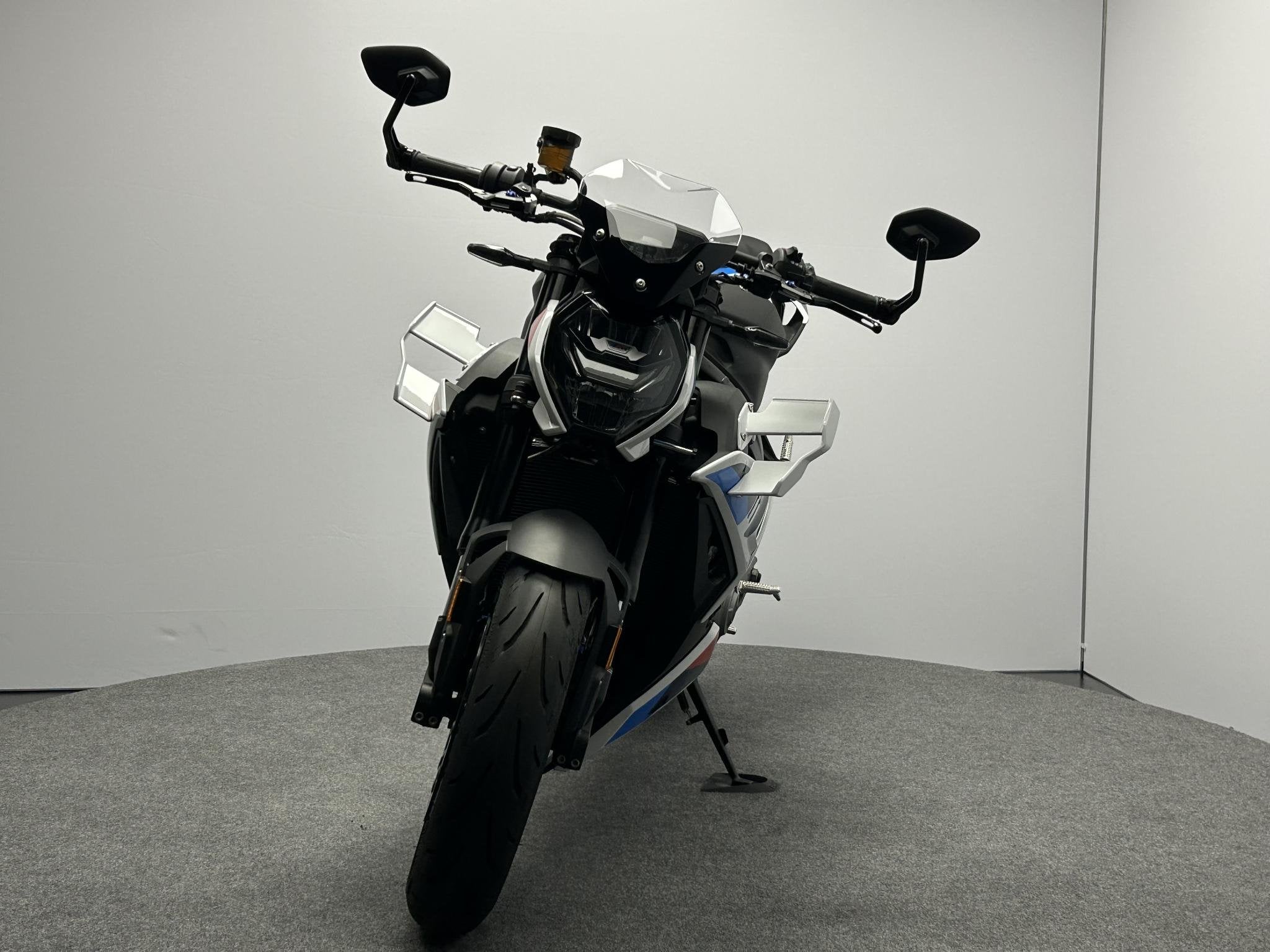 BMW M 1000 R, Einsteinlaan 5
2289 CC  Rijswijk, NL, Super Sport, Meer dan 35 kW, 999 cc