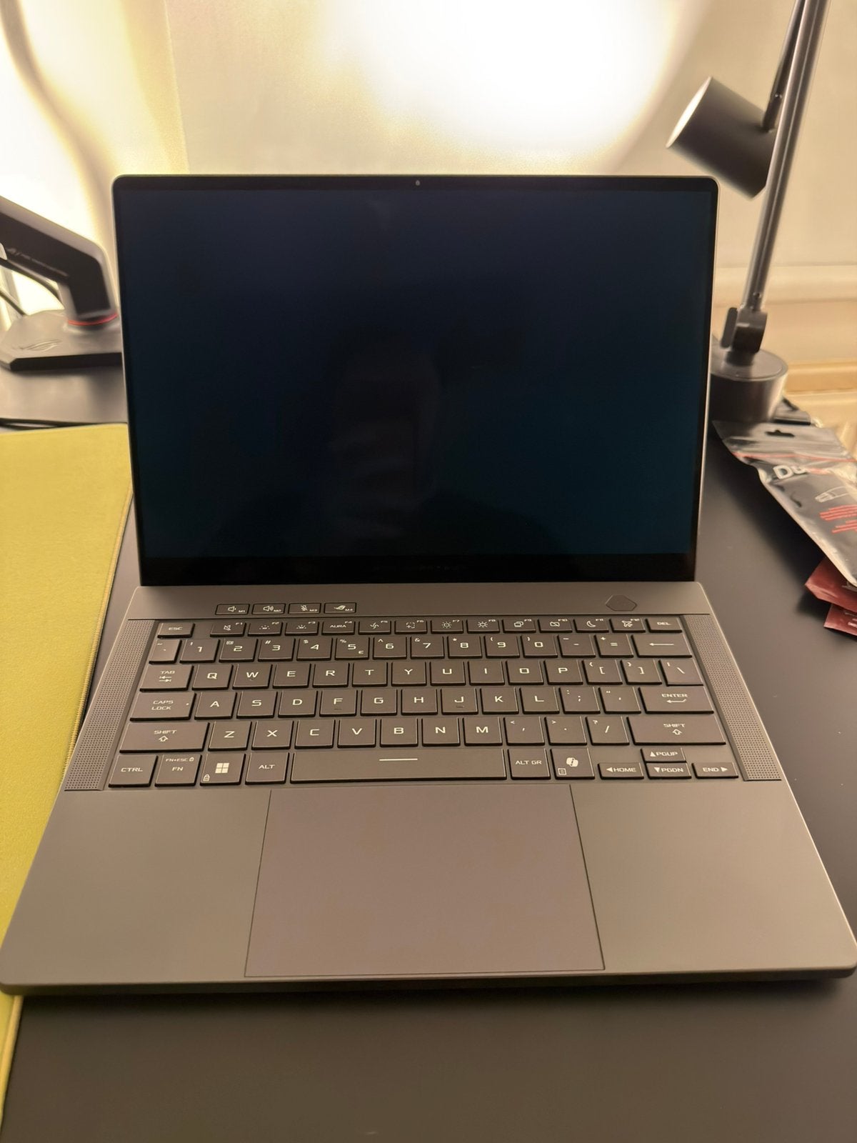ASUS ROG Zephyrus G14 2025, RTX5080, 32GB, 2TB, Ryzen AI 9, Ophalen, Met videokaart, 14 inch, Zo goed als nieuw