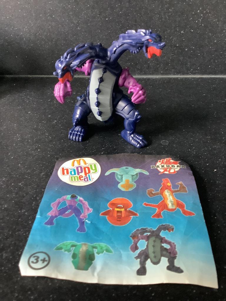 Bakugan draak mcdonalds 2011 2 beschikbaar 2 euro/stuk, Verzamelen, Ophalen of Verzenden, Zo goed als nieuw
