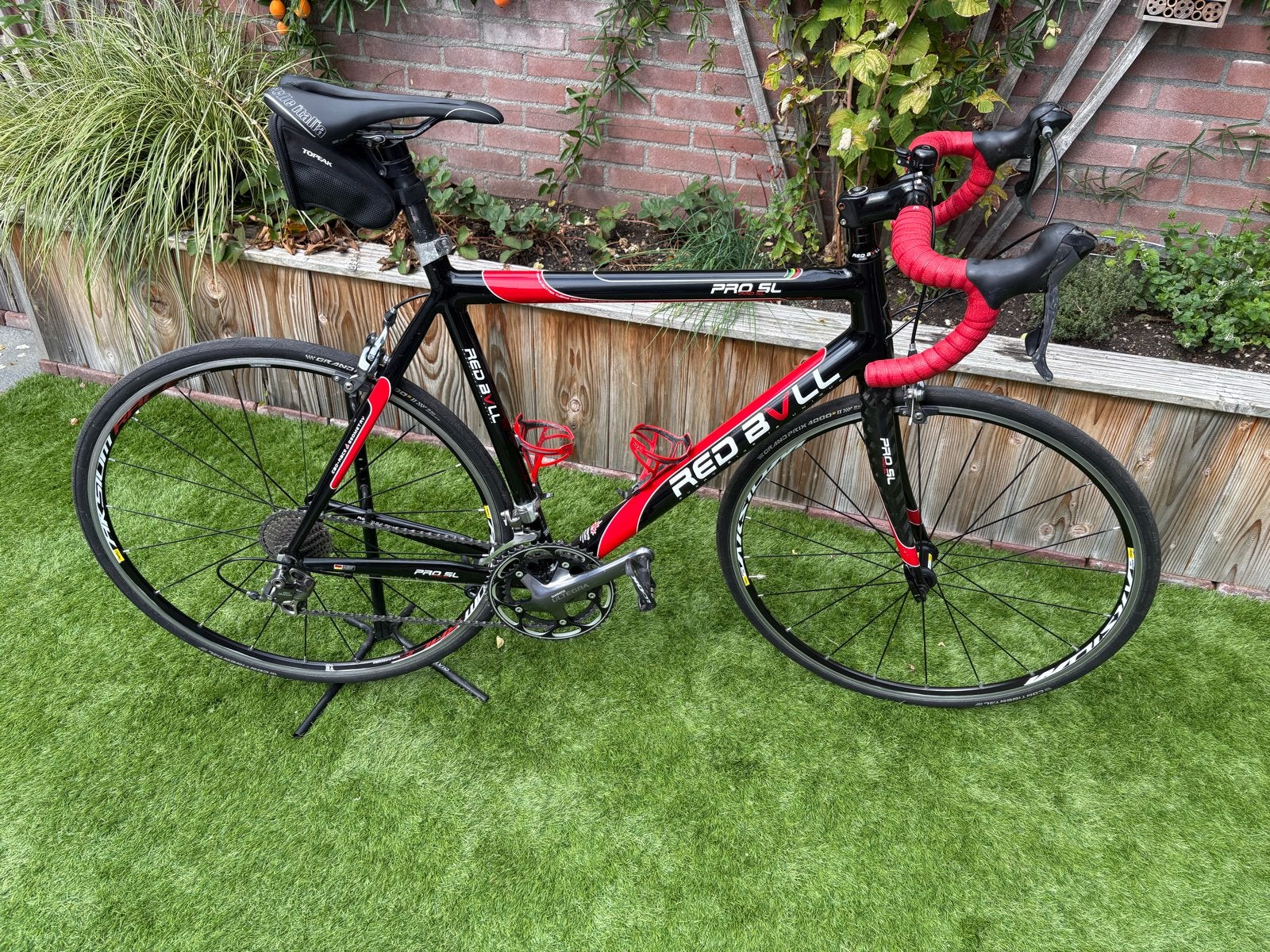 Red Bull Pro SL racefiets - Shimano Ultegra, Carbon voorvork, 28 inch, Gebruikt, Aluminium, 57 tot 61 cm