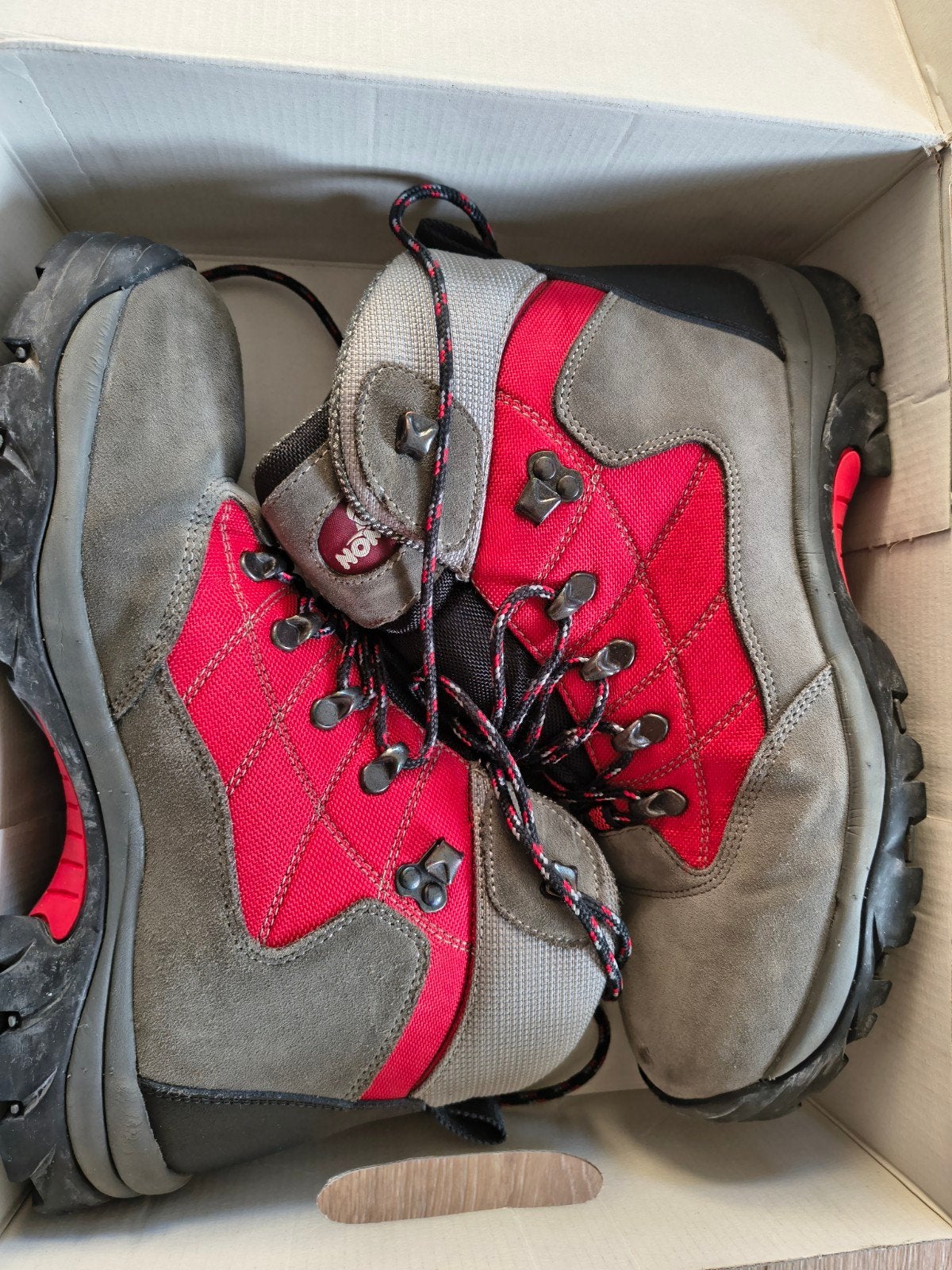 Nomad bergschoenen, maat 43 - In prima staat!, Ophalen of Verzenden