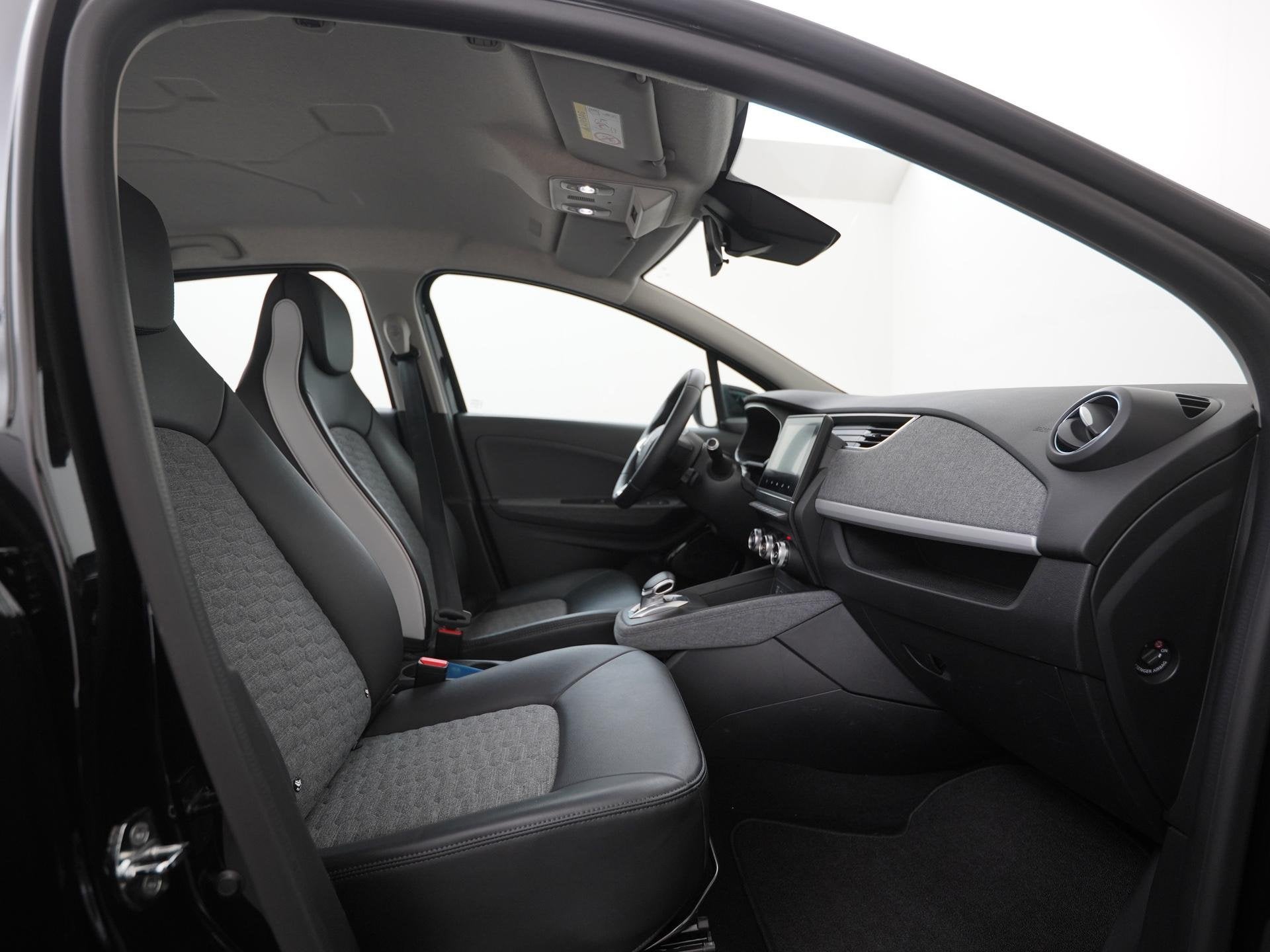 Renault ZOE R135 Zen 52 kWh | incl KOOP Accu | CCS Laden | Z, Auto's, Renault, Gebruikt, 180 min, Zwart, Origineel Nederlands