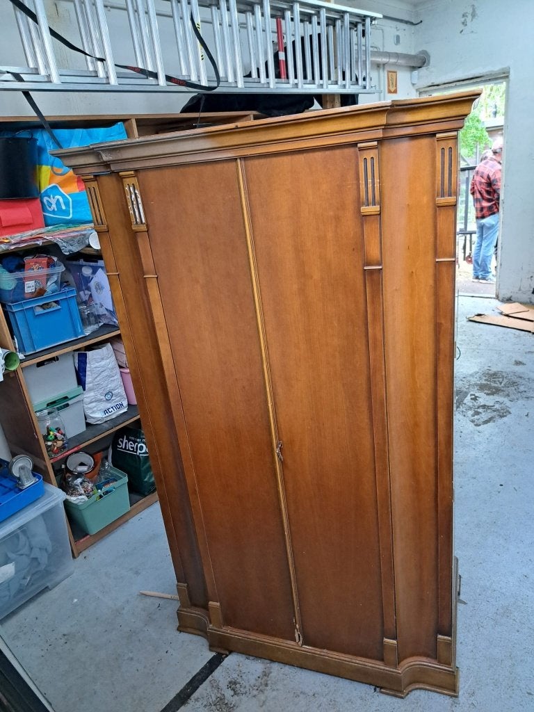 Klassieke kast met spoelbak, Ophalen