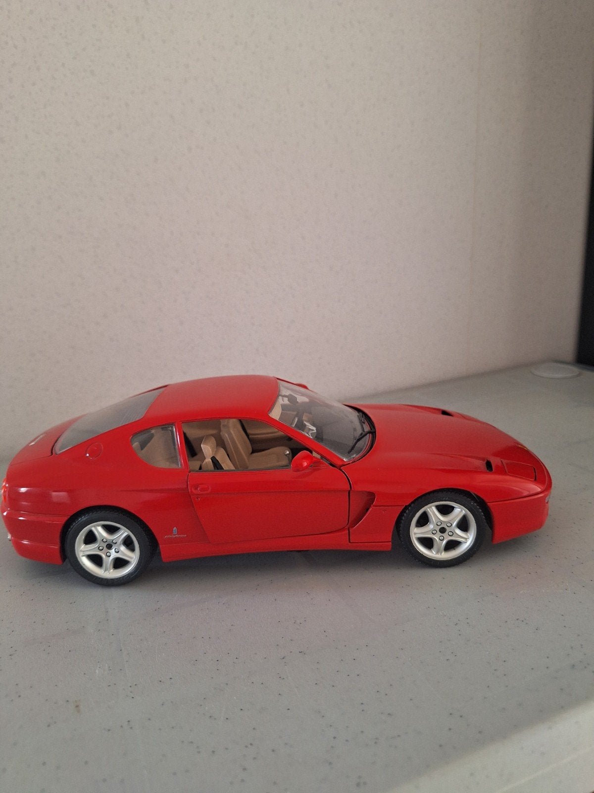 Modelauto Ferrari 456 gt 1992 Bburago 1:18, Ophalen of Verzenden, Bburago