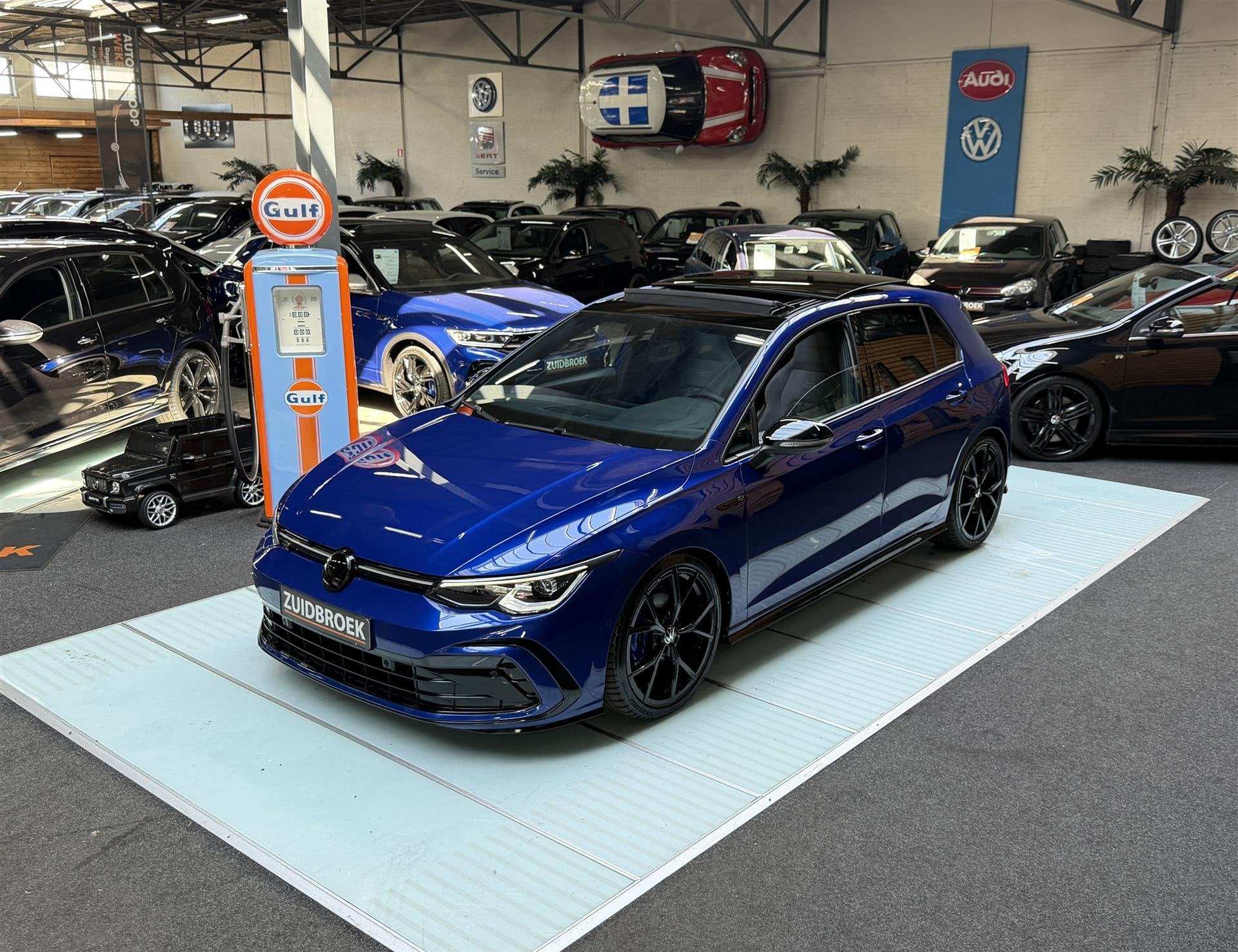 Volkswagen Golf 1.5 eTSI DSG | R-Line | Vol optie | Pano | M, Automaat, 4 cilinders, 150 pk, Blauw