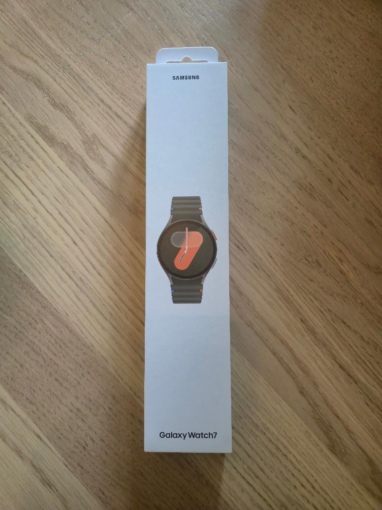 Verzegelde Samsung Galaxy Watch 7 40mm groen green, Samsung ⌚️, Ophalen of Verzenden, Zo goed als nieuw, Android