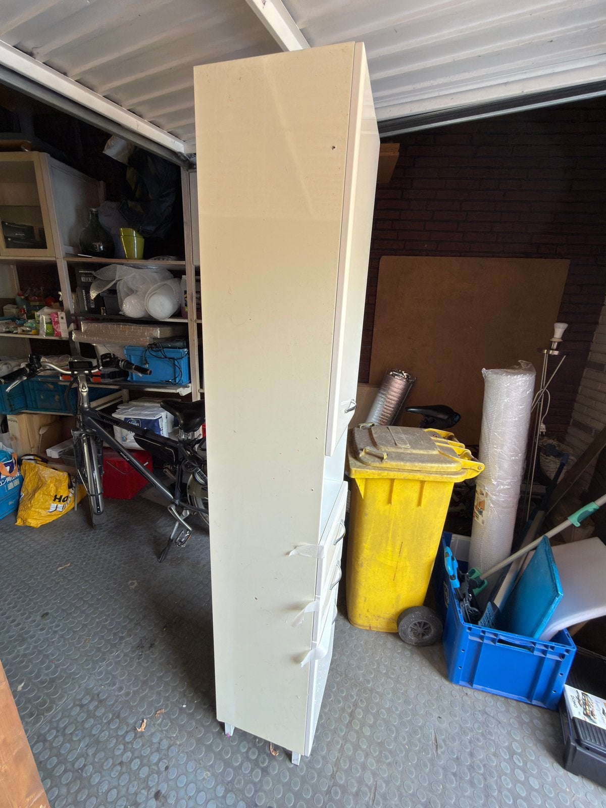Badkamer meubel GRATIS, Huis en Inrichting, Badkamer | Badkamermeubels, Ophalen, (Half)hoge kast, Minder dan 50 cm, Gebruikt