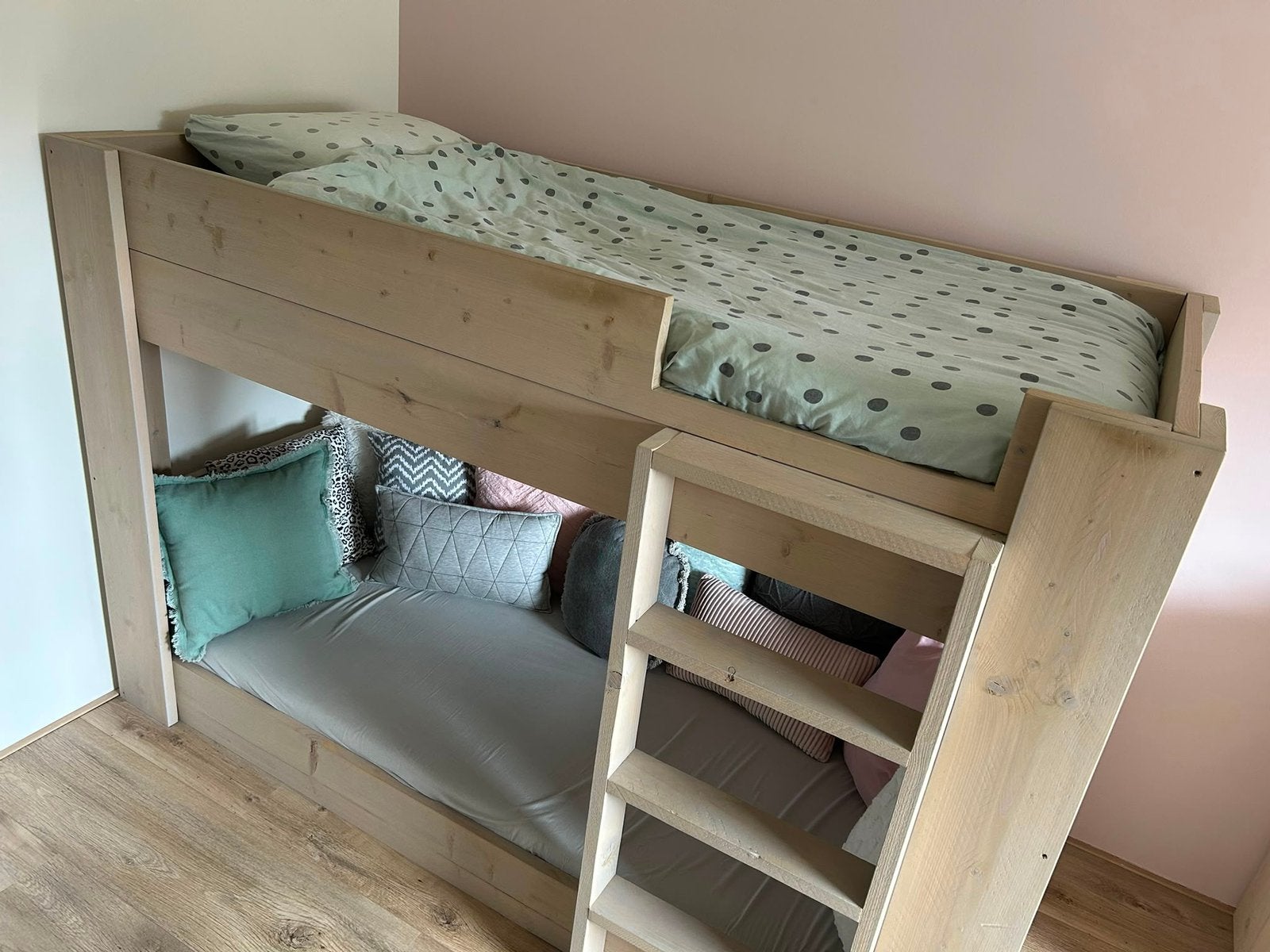 Steigerhouten hoogslaper/stapelbed, Kinderen en Baby's, Ophalen, Zo goed als nieuw, Stapelbed
