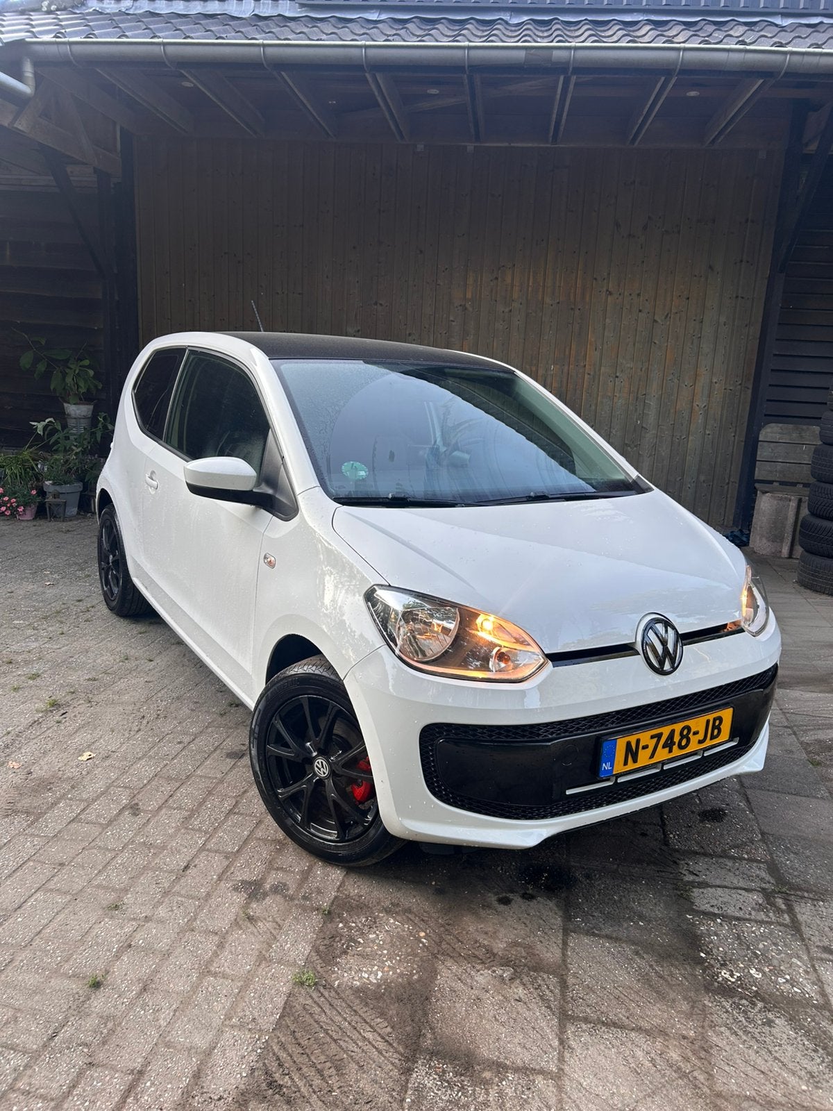 Volkswagen up! 1.0 55KW 2012 Wit, Auto's, 74 pk, Up!, 4 stoelen, Wit