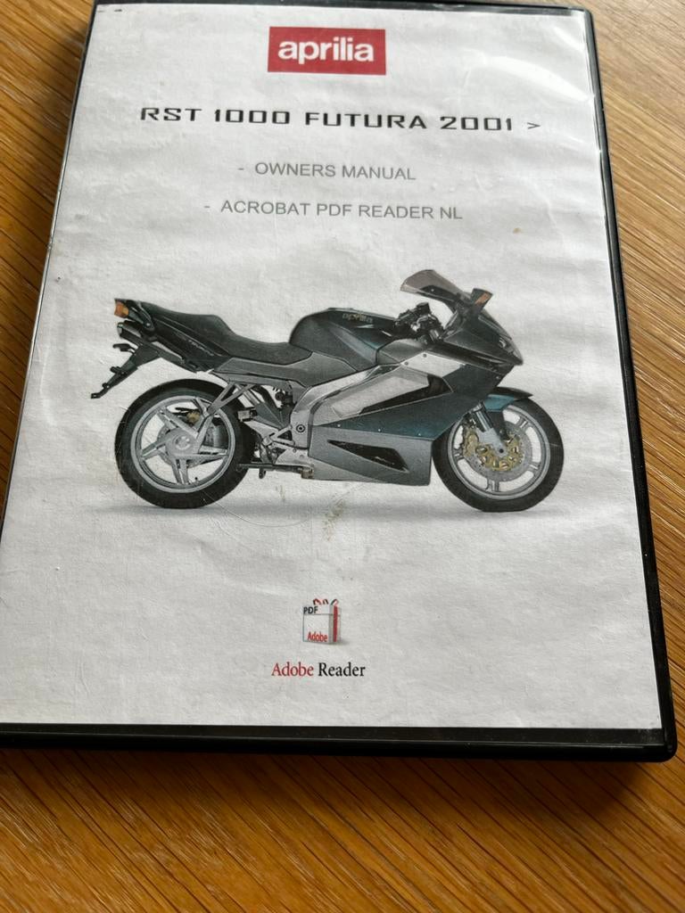 Aprilia RST 1000 Futura (2001>) Owners Manual CD, Motoren, Handleidingen en Instructieboekjes, Ophalen of Verzenden, Aprilia