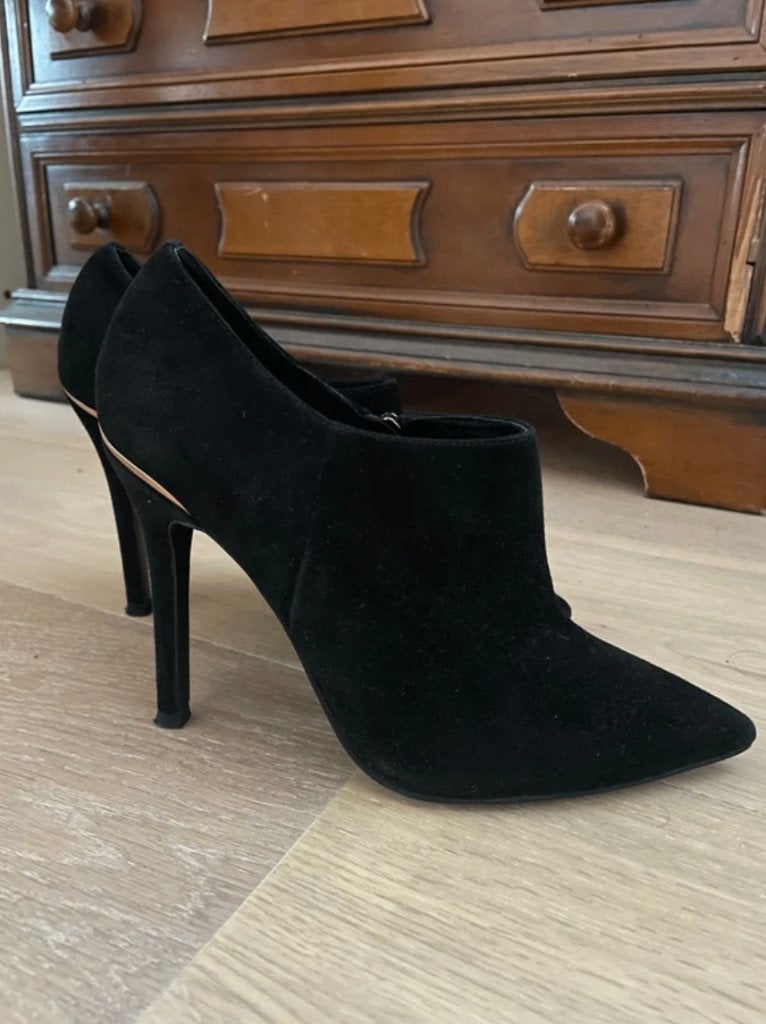 Suede enkellaars, Zwart, Lage of Enkellaarzen, Ophalen of Verzenden, Gedragen