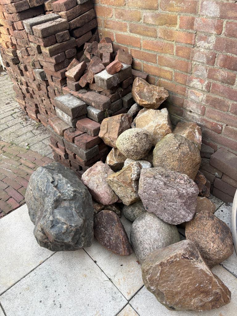 Gratis keien en klinkers, Tuin en Terras, Tegels en Klinkers, Ophalen, Gebruikt, Beton, Klinkers