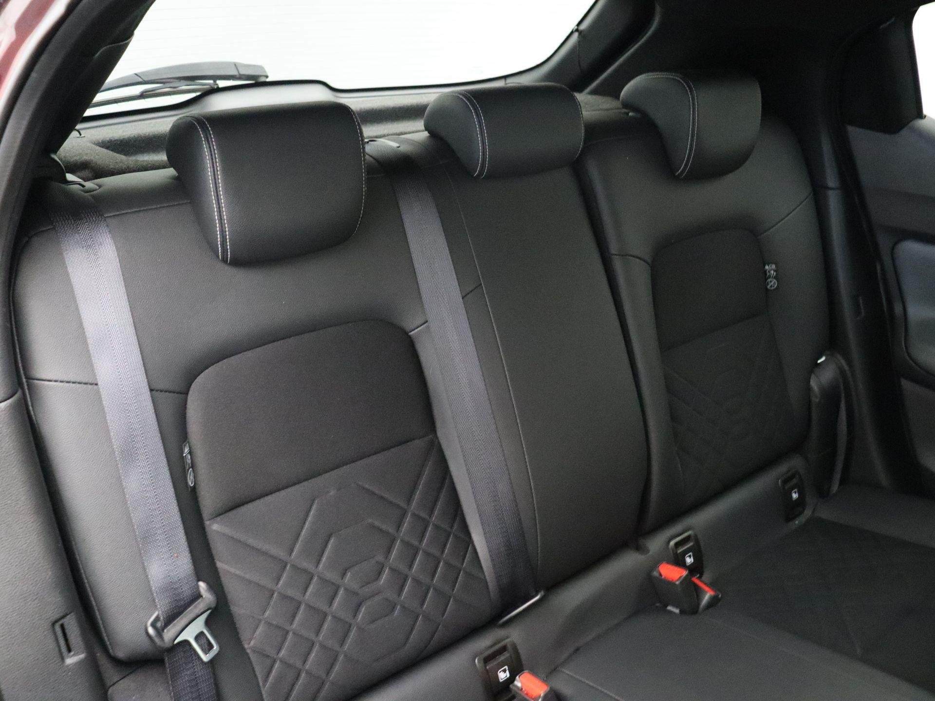 Foto 8 van Nissan Juke 1.0 DIG-T Tekna | Trekhaak | Stoelverwarming | B