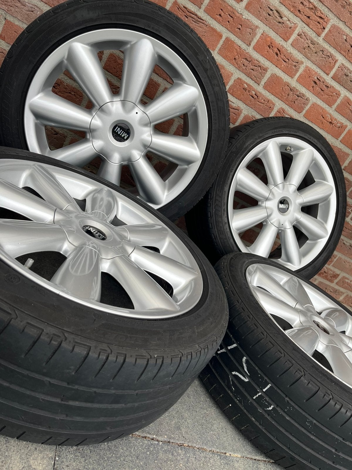 5x120 Originele Mini Spoke velgen 18 inch TPMS 225/45/18, Auto-onderdelen, Banden en Velgen, Ophalen, 18 inch, Zomerbanden, 225 mm
