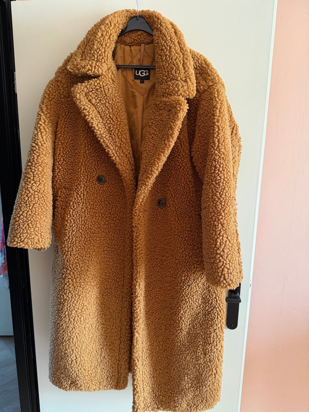 Ugg Teddy Coat Maat L - Zo goed als nieuw, Ophalen of Verzenden, Zo goed als nieuw, Maat 42/44 (L), Bruin