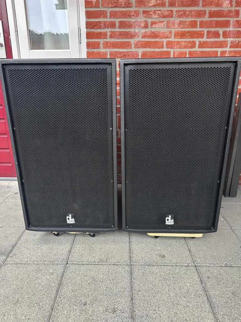 Speakers 15inch De Acoustics Tf1502, Zo goed als nieuw, 120 watt of meer, Front, Rear of Stereo speakers, Ophalen