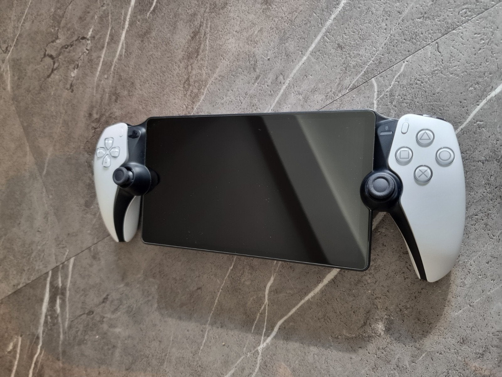 Playstation Portal (zo goed als nieuw) met gratis Hardcase