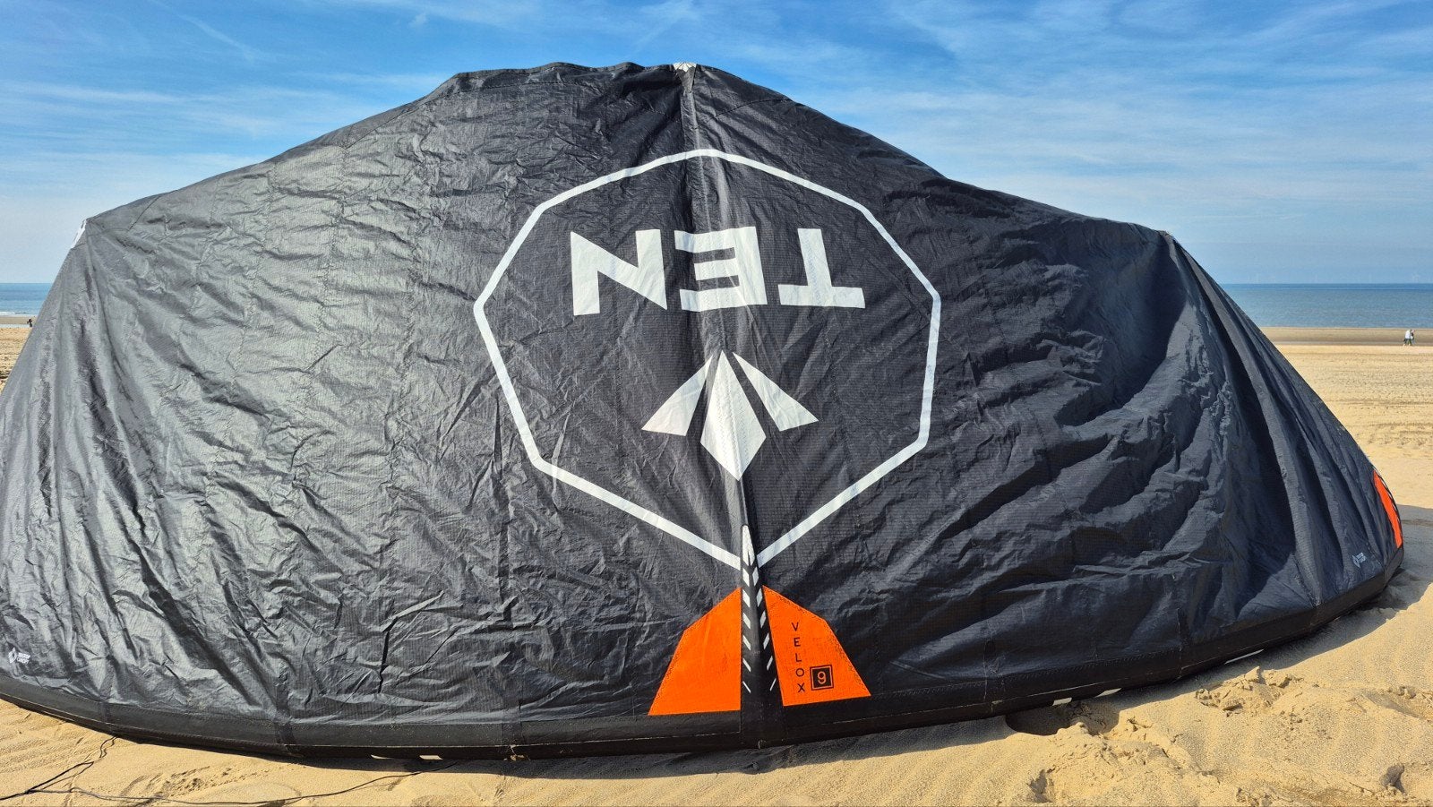 TEN Velox 9m2 Kite - Zo goed als nieuw, Watersport en Boten, Kitesurfen, Ophalen of Verzenden, Zo goed als nieuw